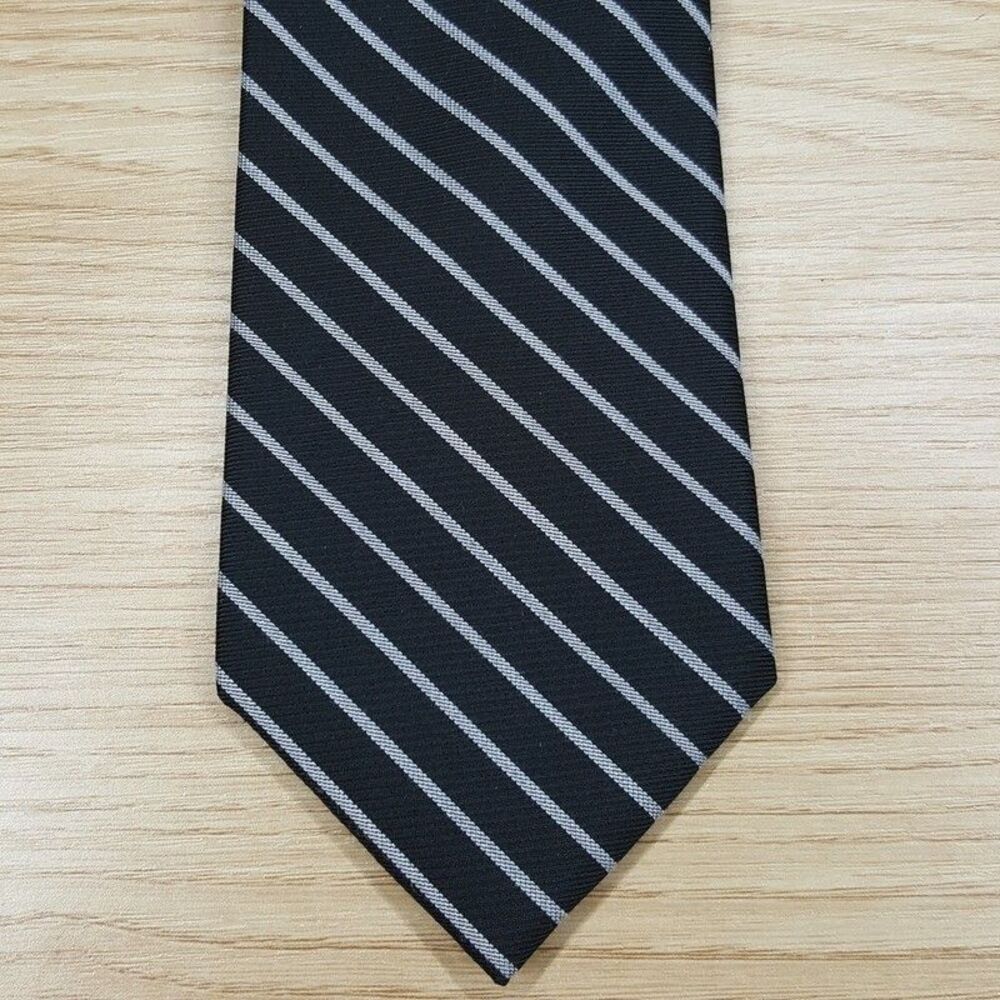 CALVIN KLEIN Mens Neck Tie Black Gray Stripe Silk Blend Classic Pointed